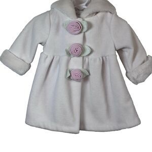 SOPHIE ROSE White Fleece Coat White Faux Fur Trim With Pink  Roses 9 Months Hood